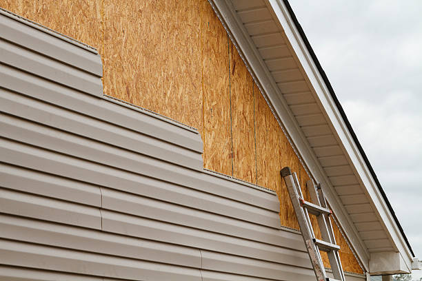 24/7 Emergency Storm Damage Siding Repair experts in Martinsburg, PA